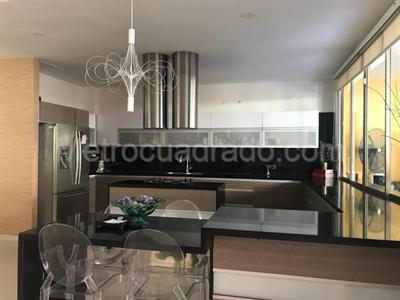 Casa de 5 alcobas en venta en Villa Campestre, Barranquilla, 410 m² · foto 8 de 20