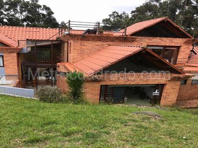 Casa de 5 alcobas en venta en Fusca, Chía · foto 17 de 20