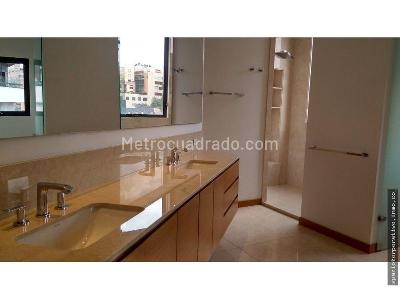 Apartamento de 4 alcobas en venta en El Nogal, Bogotá, 370 m² · foto 9 de 12