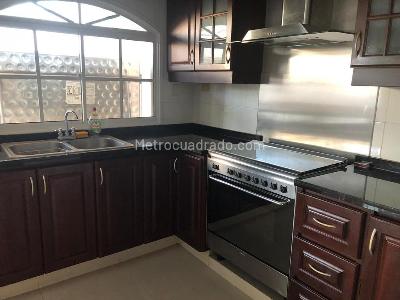 Casa en venta en La Castellana Real, Barranquilla · foto 10 de 17