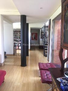 Casa de 3 alcobas en venta en San Simon, Bogotá, 320 m² · foto 5 de 10