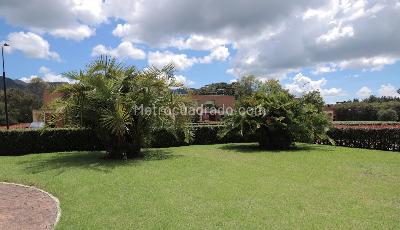 Casa de 4 alcobas en venta en San Simon, Bogotá, 360 m² · foto 2 de 17