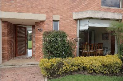 Casa de 4 alcobas en venta en San Simon, Bogotá, 360 m² · foto 6 de 17
