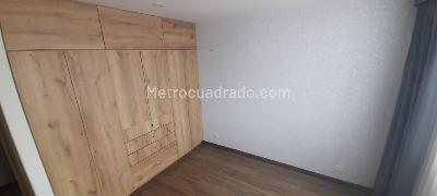 Apartamento de 4 alcobas en venta en El Batan, Bogotá, 255 m² · foto 15 de 18