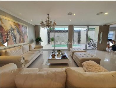Casa en venta en La Castellana, Barranquilla · foto 2 de 7