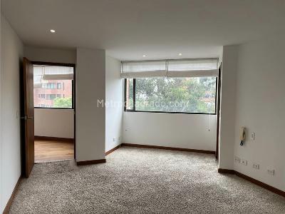 Apartamento en venta en Los Rosales, Bogotá · foto 4 de 13