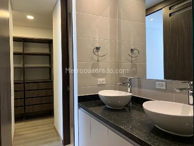 Apartamento en venta en Santa Barbara, Bogotá · foto 6 de 13