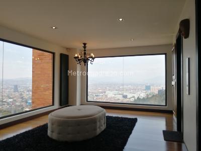 Apartamento de 4 alcobas en venta en La Calera, Bogotá, 410 m² · foto 2 de 20
