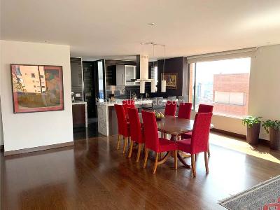 Apartamento de 2 alcobas en venta en Los Rosales, Bogotá, 180 m² · foto 2 de 14
