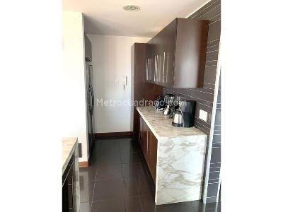 Apartamento de 2 alcobas en venta en Los Rosales, Bogotá, 180 m² · foto 4 de 14