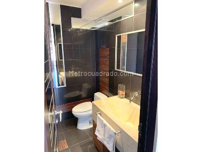 Apartamento de 2 alcobas en venta en Los Rosales, Bogotá, 180 m² · foto 9 de 14