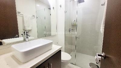 Apartamento de 3 alcobas en venta en Los Rosales, Bogotá, 154 m² · foto 10 de 16