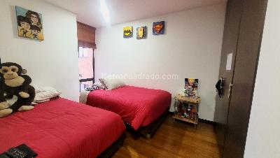 Apartamento de 3 alcobas en venta en Los Rosales, Bogotá, 154 m² · foto 11 de 16
