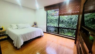 Apartamento de 3 alcobas en venta en Los Rosales, Bogotá, 154 m² · foto 13 de 16