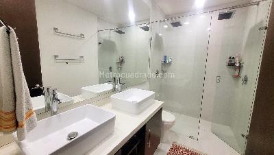 Apartamento de 3 alcobas en venta en Los Rosales, Bogotá, 154 m² · foto 16 de 16