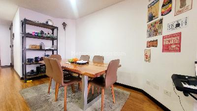 Apartamento de 3 alcobas en venta en Los Rosales, Bogotá, 154 m² · foto 4 de 16