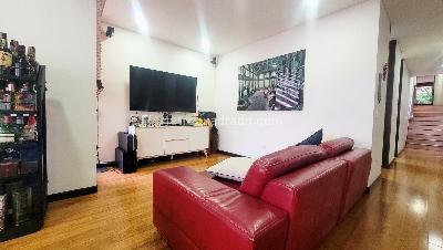 Apartamento de 3 alcobas en venta en Los Rosales, Bogotá, 154 m² · foto 5 de 16