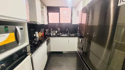 Apartamento de 3 alcobas en venta en Los Rosales, Bogotá, 154 m² · foto 7 de 16