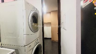 Apartamento de 3 alcobas en venta en Los Rosales, Bogotá, 154 m² · foto 8 de 16