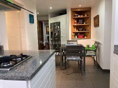Apartamento en venta en Los Rosales, Bogotá · foto 7 de 14