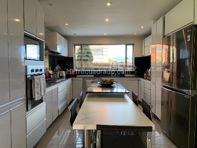Casa de 3 alcobas en venta en Altos De Suba, Bogotá, 369 m² · foto 5 de 12