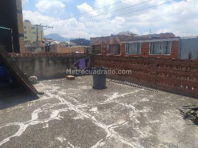 Casa de 5 alcobas en venta en Simon Bolovar, Bogotá, 150 m² · foto 17 de 20