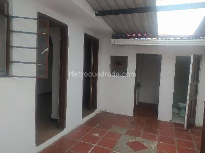 Casa de 5 alcobas en venta en Simon Bolovar, Bogotá, 150 m² · foto 4 de 20