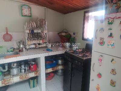 Casa de 5 alcobas en venta en Simon Bolovar, Bogotá, 150 m² · foto 9 de 20
