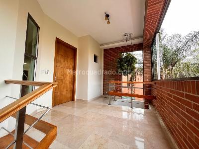 Casa de 5 alcobas en venta en Villa Campestre, Barranquilla, 475 m² · foto 17 de 19