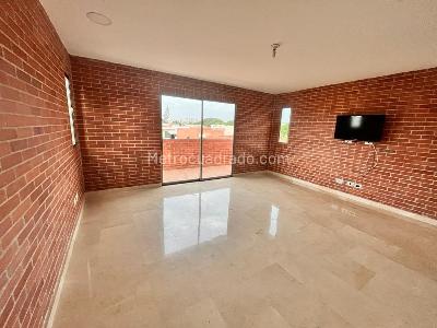 Casa de 5 alcobas en venta en Villa Campestre, Barranquilla, 475 m² · foto 3 de 19