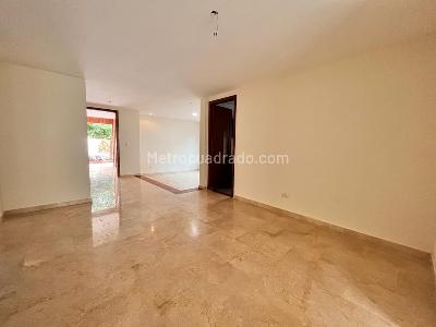 Casa de 5 alcobas en venta en Villa Campestre, Barranquilla, 475 m² · foto 5 de 19