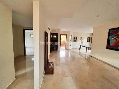 Casa de 5 alcobas en venta en Villa Campestre, Barranquilla, 475 m² · foto 6 de 19