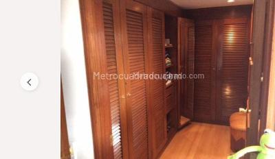 Apartamento de 3 alcobas en venta en Los Rosales Emaus, Bogotá, 200 m² · foto 14 de 20