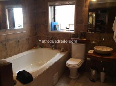 Apartamento de 3 alcobas en venta en Los Rosales Emaus, Bogotá, 200 m² · foto 19 de 20