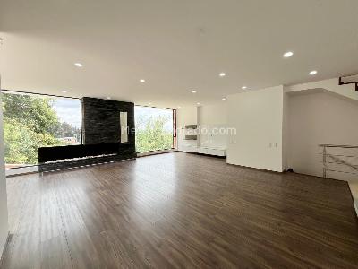 Casa de 3 alcobas en venta en Bosque De Pinos, Bogotá, 256 m² · foto 2 de 10