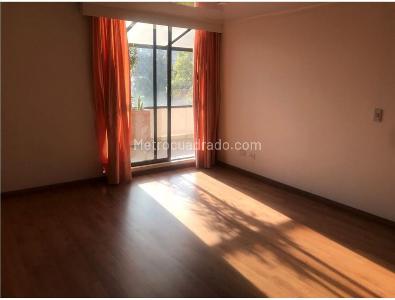Apartamento de 4 alcobas en venta en Pasadena Alta, Bogotá, 162 m² · foto 7 de 10