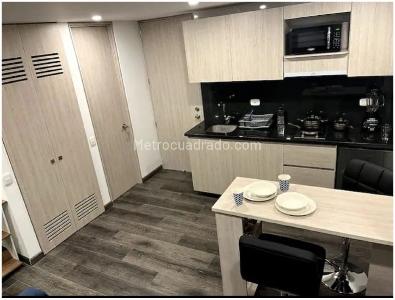 Apartamento en arriendo en Santa Barbara, Bogotá · foto 3 de 8