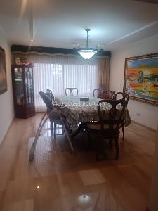 Apartamento de 4 alcobas en venta en Ciudad Salitre Oriental, Bogotá, 240 m² · foto 2 de 7