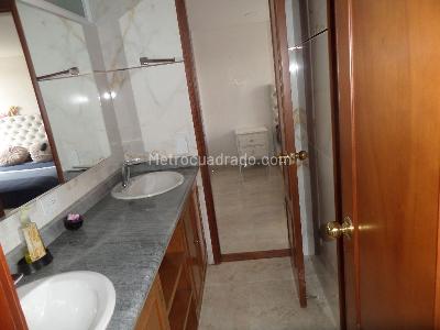 Apartamento de 4 alcobas en venta en Ciudad Salitre Oriental, Bogotá, 235 m² · foto 18 de 20