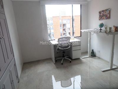 Apartamento de 4 alcobas en venta en Ciudad Salitre Oriental, Bogotá, 235 m² · foto 14 de 20