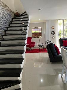 Casa de 4 alcobas en venta en Palos Verdes, Ibagué, 210 m² · foto 4 de 20
