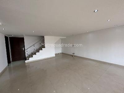 Apartamento de 4 alcobas en venta en Bellavista, Cali, 225 m² · foto 6 de 18
