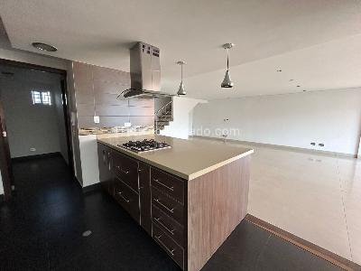 Apartamento de 4 alcobas en venta en Bellavista, Cali, 225 m² · foto 16 de 18