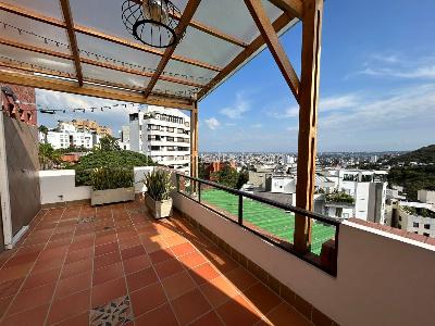 Apartamento de 4 alcobas en venta en Bellavista, Cali, 225 m² · foto 3 de 18