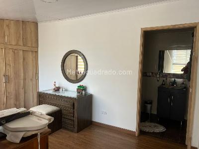 Casa de 5 alcobas en venta en Normadia, Bogotá, 312 m² · foto 9 de 20