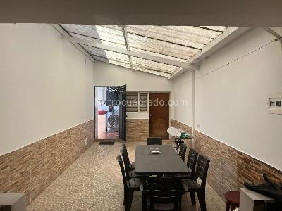 Casa de 5 alcobas en venta en Normadia, Bogotá, 312 m² · foto 18 de 20