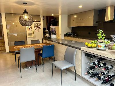 Casa de 4 alcobas en venta en El Contador Usaquen, Bogotá, 236 m² · foto 4 de 20