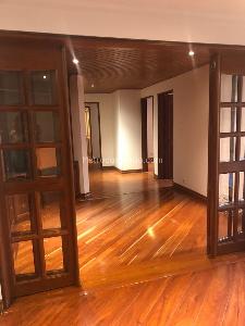 Apartamento de 3 alcobas en venta en Chico, Bogotá, 160 m² · foto 6 de 20