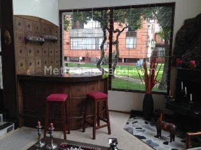 Casa de 4 alcobas en venta en Santa Barbara, Bogotá, 500 m² · foto 6 de 20