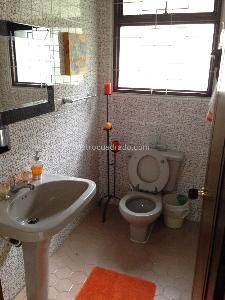 Casa de 4 alcobas en venta en Santa Barbara, Bogotá, 500 m² · foto 10 de 20